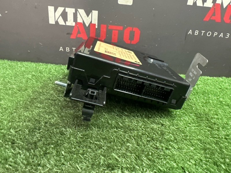 Блок комфорта(BCM) Kia Rio 4 2021 FB