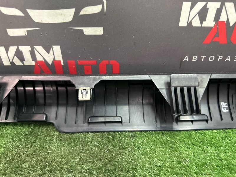 Накладка порога Kia Rio 4 2021 FB