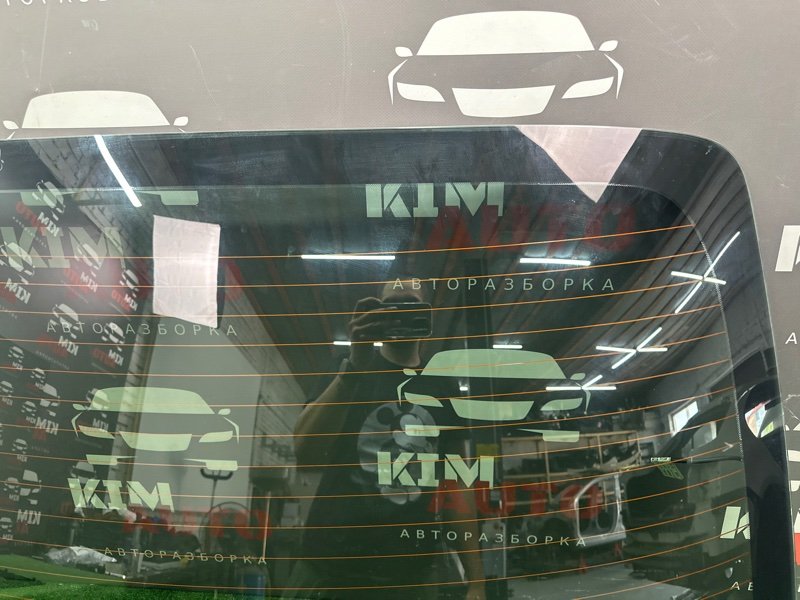 Стекло заднее с обогревом Kia Rio 4 2021 FB