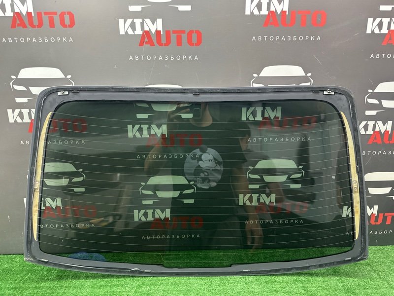 Стекло заднее с обогревом Kia Rio 4 2021 FB