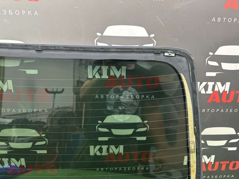 Стекло заднее с обогревом Kia Rio 4 2021 FB