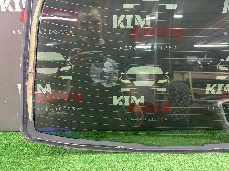 Стекло заднее с обогревом Kia Rio 4 2021 FB