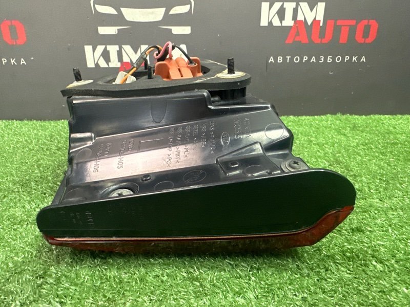 Фонарь в крышку багажника Kia Rio 4 2021 FB