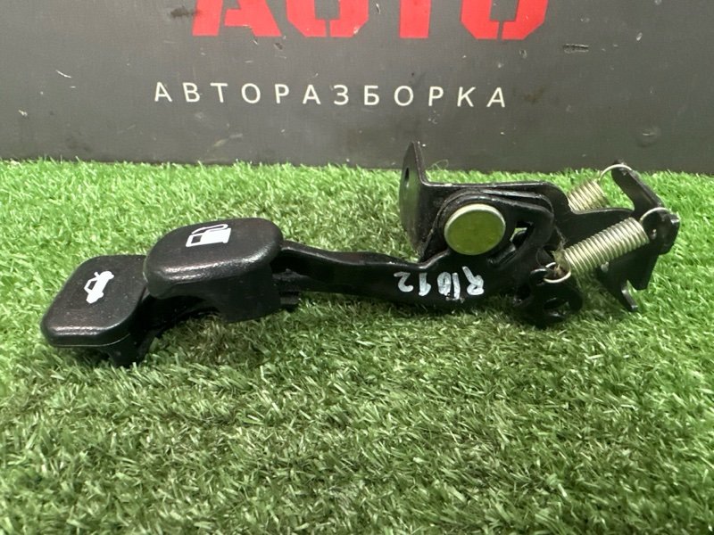Ручка открывания бензобака и багажника Kia Rio 4 2021 FB