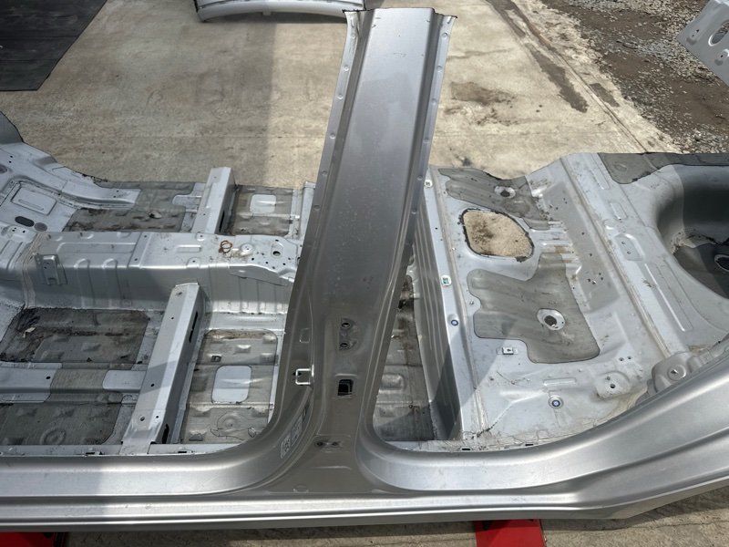 Порог со стойкой Kia Rio 4 2021 FB