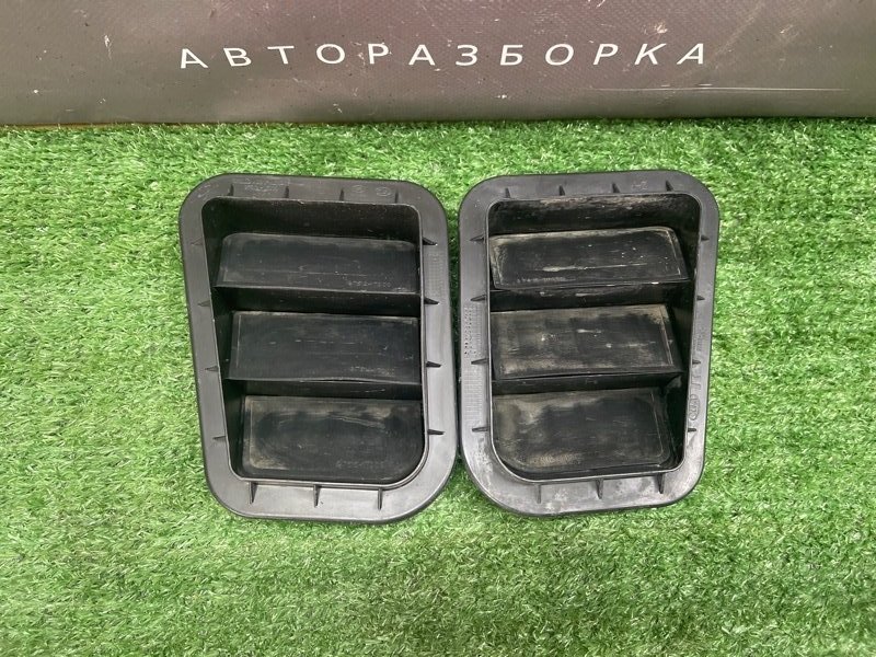 Решетка вентиляционная Kia Rio 3 HB 2014 HB