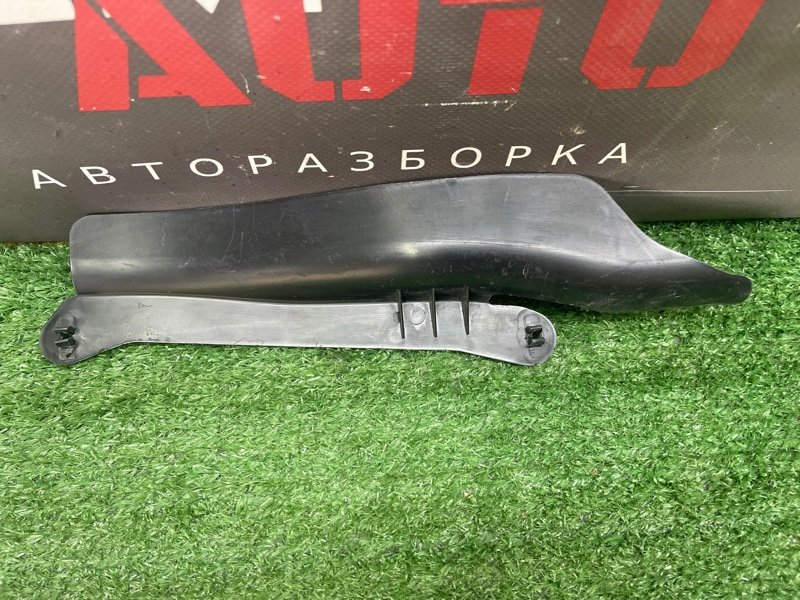 Накладка замка двери Kia Rio 3 HB 2014 HB