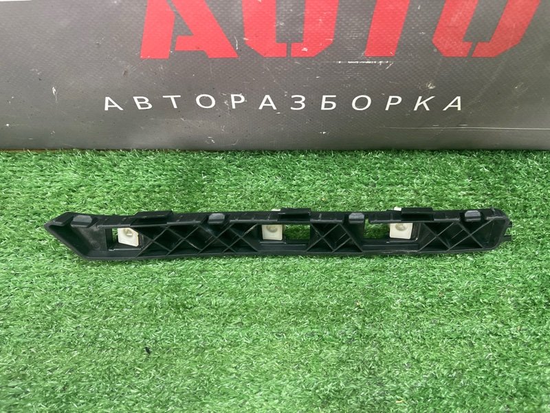 Кронштейн бампера Kia Rio 3 HB 2014 HB
