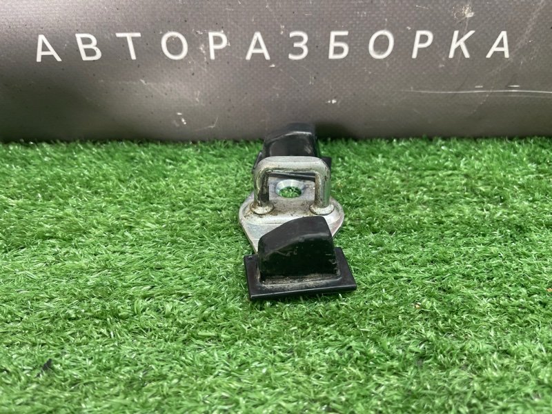 Ответная часть замка багажника Kia Rio 3 HB 2014 HB