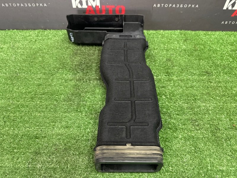 Воздухозаборник Kia Rio 4 2021 FB