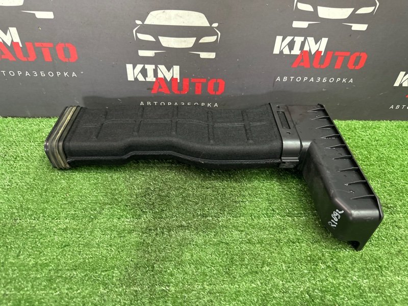 Воздухозаборник Kia Rio 4 2021 FB