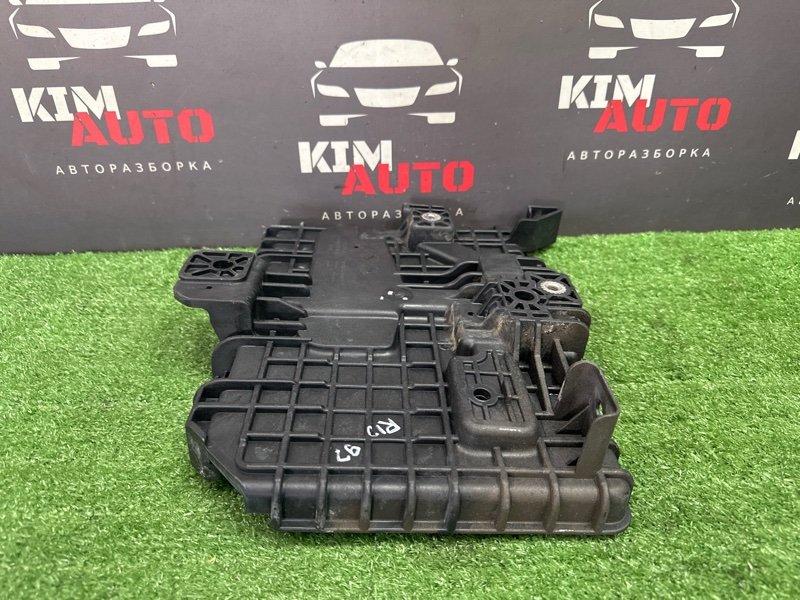 Площадка под АКБ Kia Rio 4 2021 FB