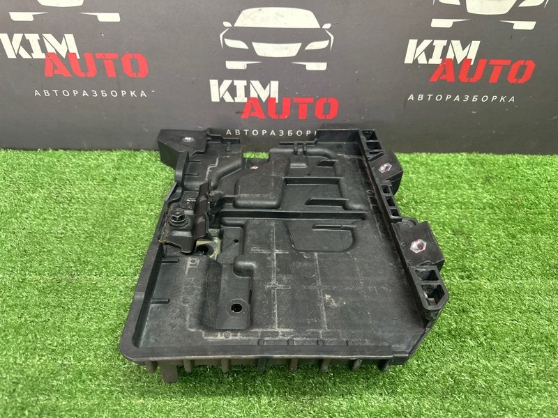 Площадка под АКБ Kia Rio 4 2021 FB