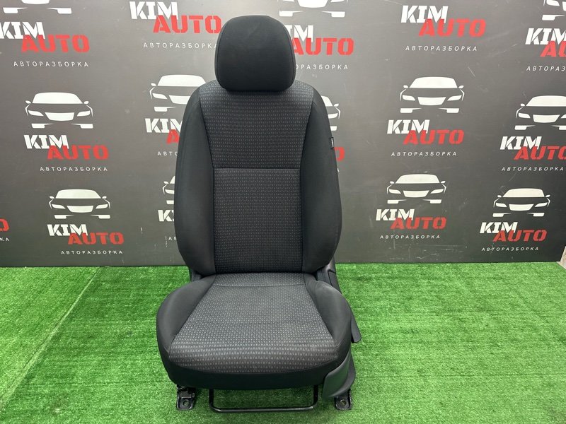 Сиденья передние комплект Kia Rio 4 2021 FB