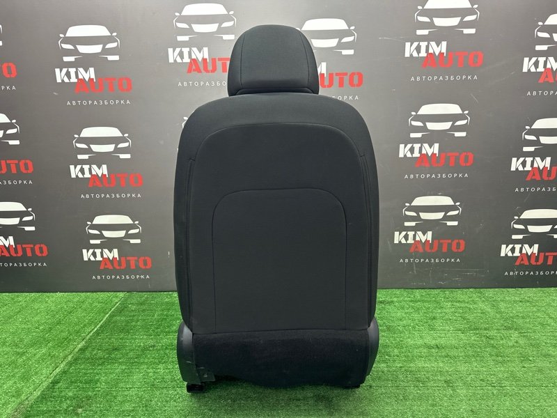 Сиденья передние комплект Kia Rio 4 2021 FB