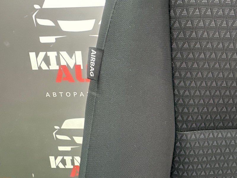 Сиденья передние комплект Kia Rio 4 2021 FB