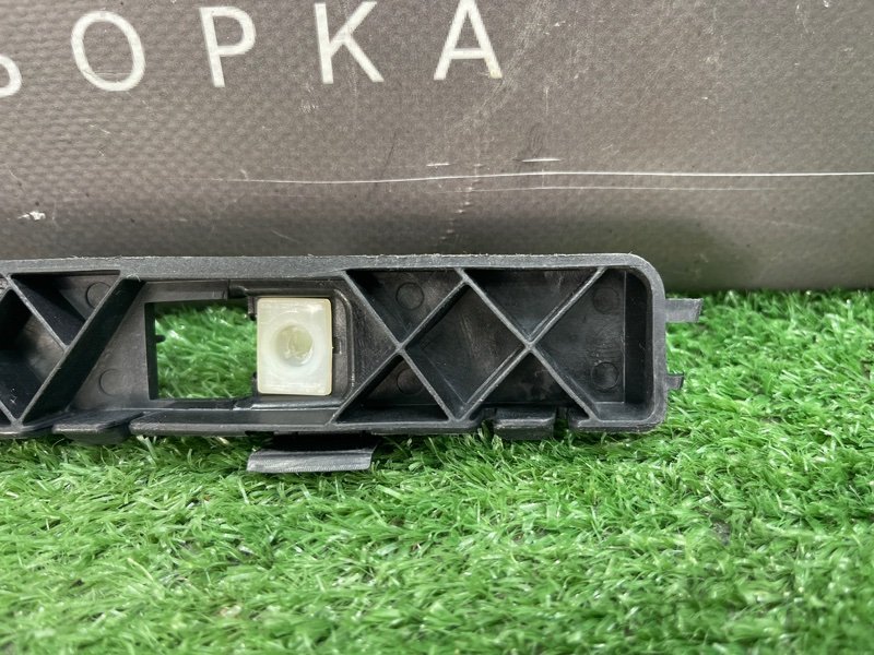 Кронштейн заднего бампера Kia Rio 3 HB 2014 HB