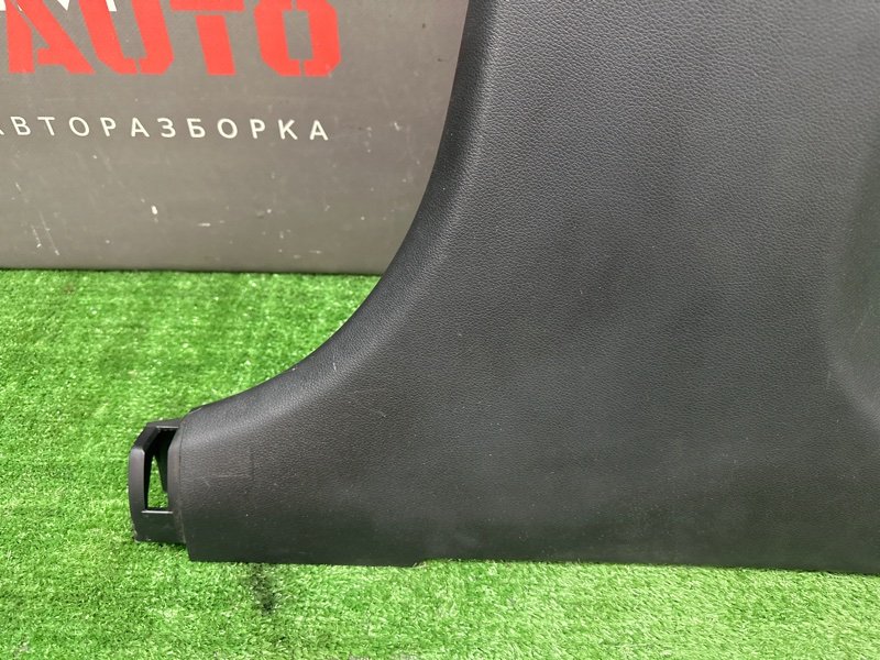 Обшивка стойки нижняя Kia Rio 4 2021 FB