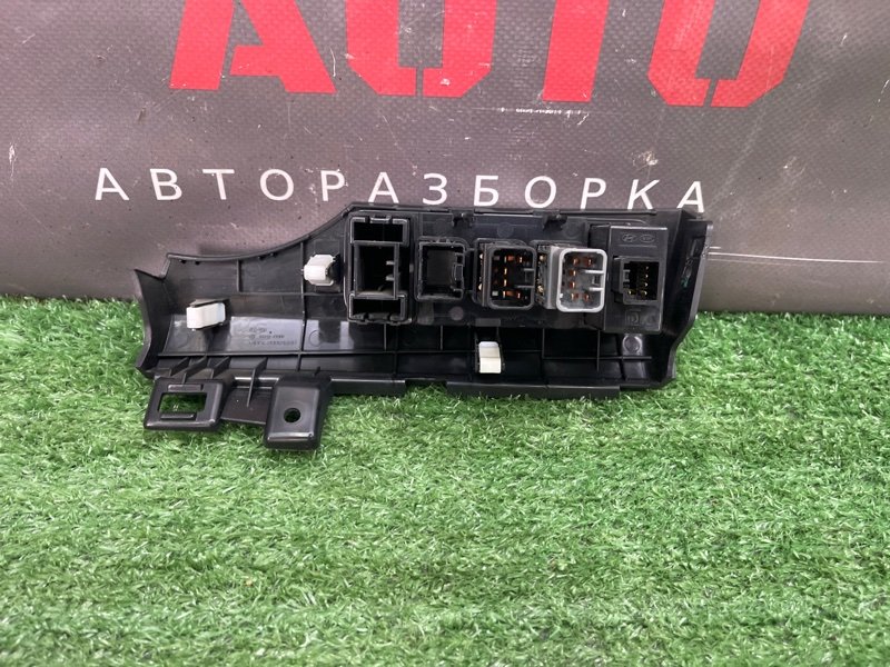 Блок кнопок Корректор фар Kia Rio 3 HB 2014 HB