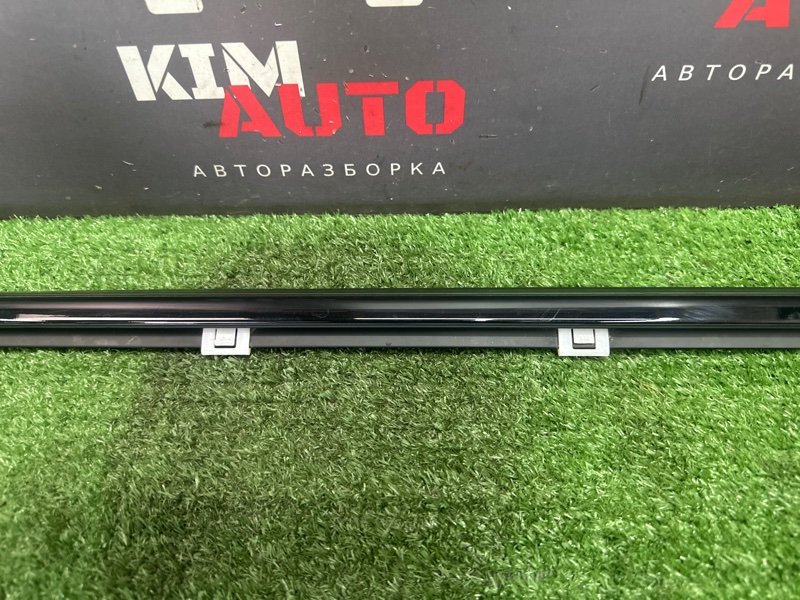 Уплотнитель стекла наружный (Бархотка) Kia Rio 4 2021 FB