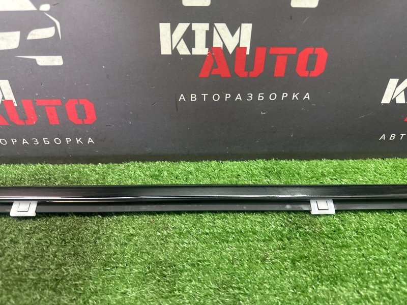 Уплотнитель стекла наружный (Бархотка) Kia Rio 4 2021 FB