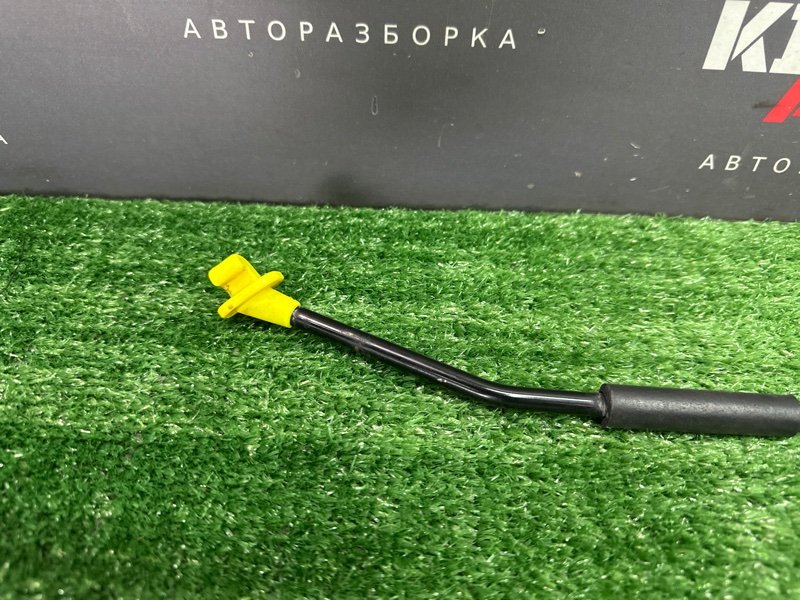 Упор капота Kia Rio 4 2021 FB