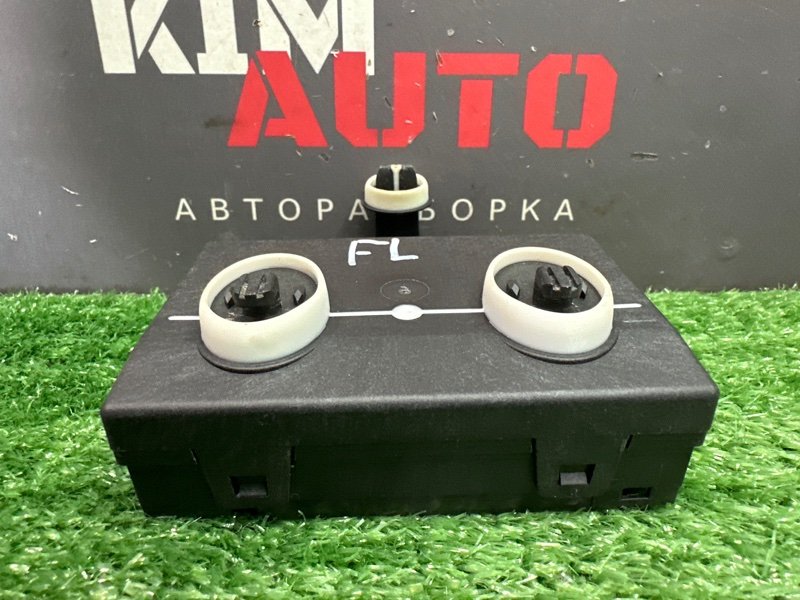 Блок комфорта двери Skoda Octavia 2014 A7
