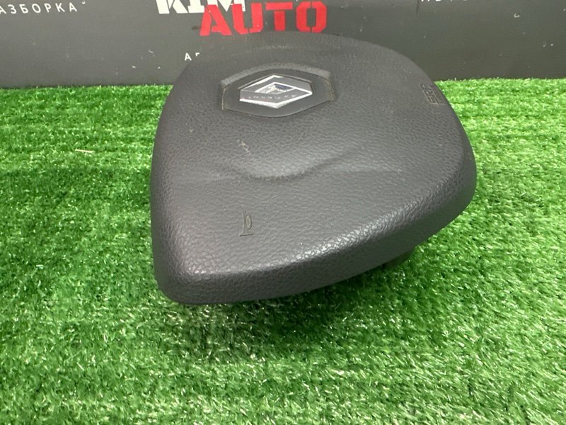 Подушка безопасности в руль Renault Duster