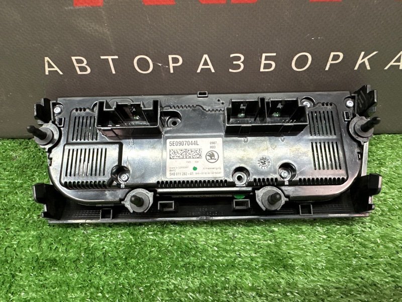 Блок управления климат-контролем Skoda Octavia 2014 A7