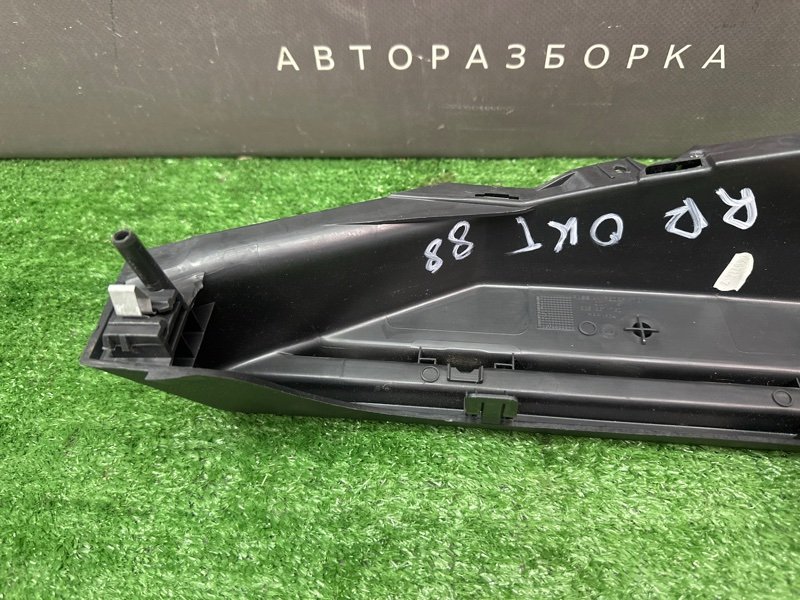 Опора полки багажника Skoda Octavia 2014 A7