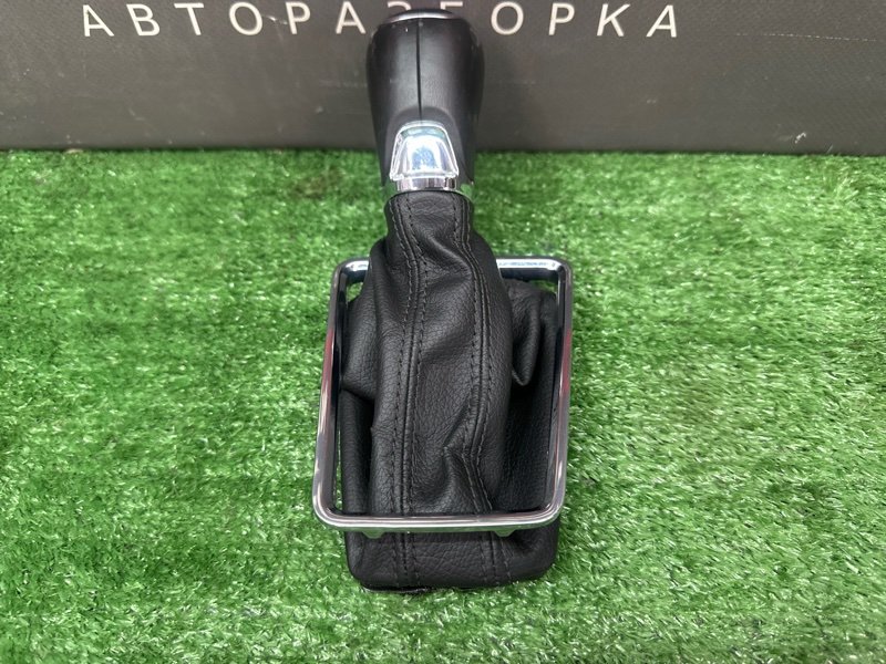 Рукоять с чехлом селектора АКПП Skoda Octavia 2014 A7