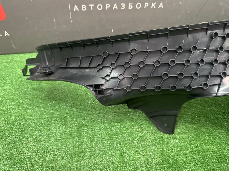 Обшивка стойки нижняя Skoda Octavia 2014 A7