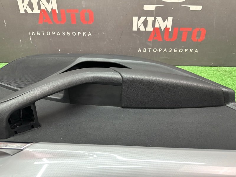 Обшивка двери Skoda Octavia 2014 A7