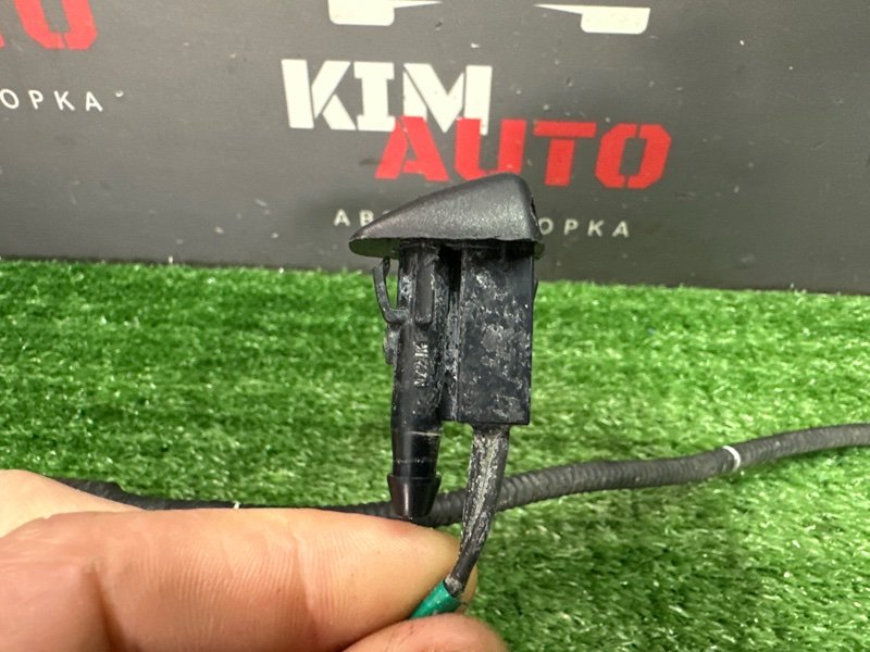 Форсунки омывателя лобового стекла с подогревом Kia Rio 4 2021 FB