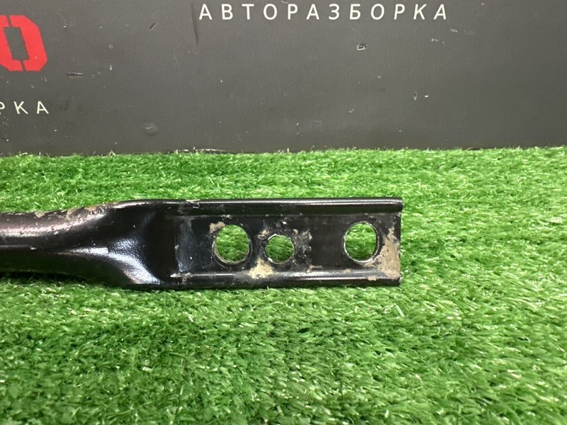 Распорка кузова Skoda Octavia 2014 A7