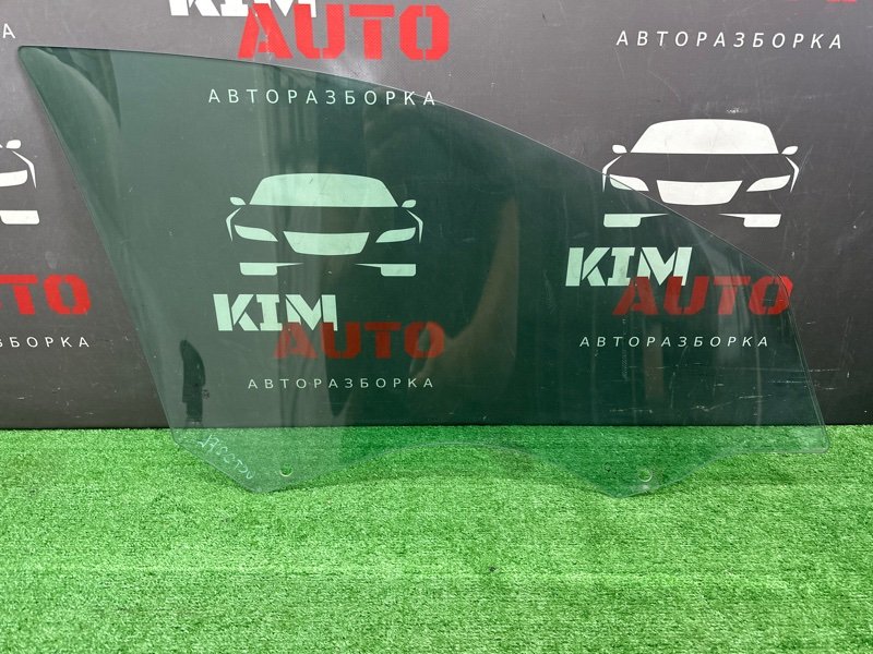 Стекло двери Skoda Octavia 2014 A7