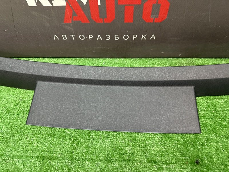 Обшивка крышки багажника Skoda Octavia 2014 A7