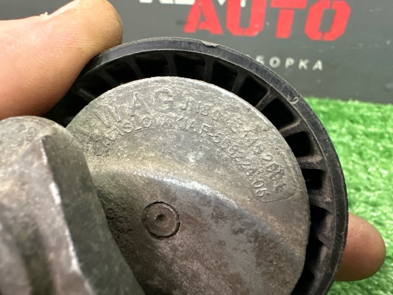 Ролик натяжной Skoda Octavia 2014 A7