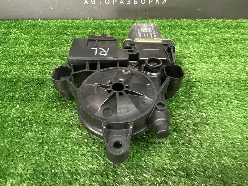 Мотор стеклоподъемника Skoda Octavia 2014 A7