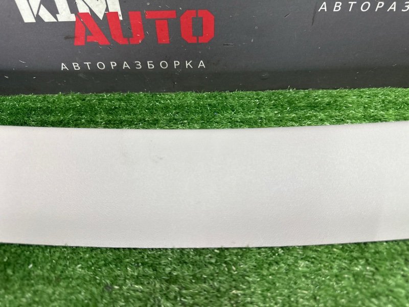 Обшивка крышки багажника Kia Ceed 1 2010 ED
