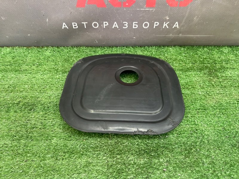 Крышка топливного насоса Kia Rio 3 HB 2014 HB
