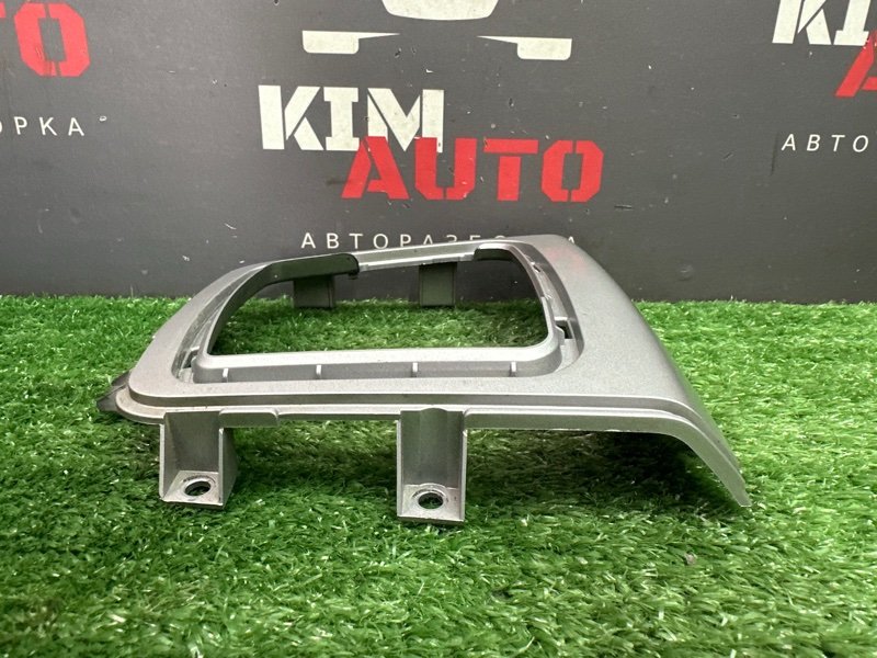 Накладка кулисы МКПП Kia Ceed 1 2010 ED