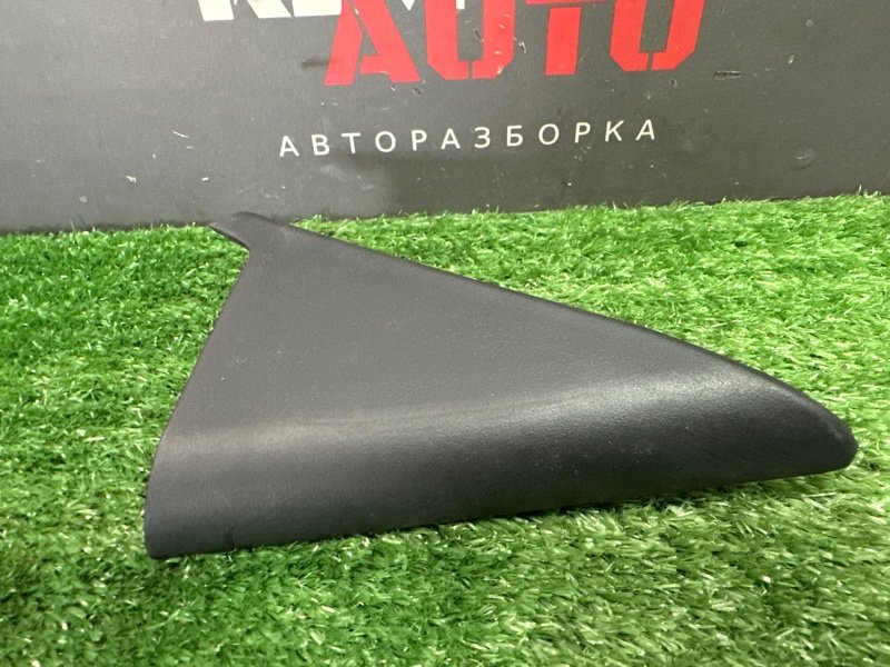 Накладка двери внутренняя Kia Ceed 1 2010 ED