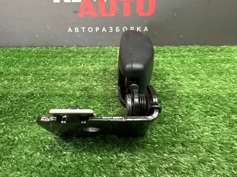 Замок ремня безопасности Kia Ceed 1 2010 ED