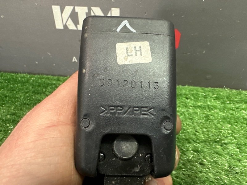 Замок ремня безопасности(двойной) Kia Ceed 1 2010 ED