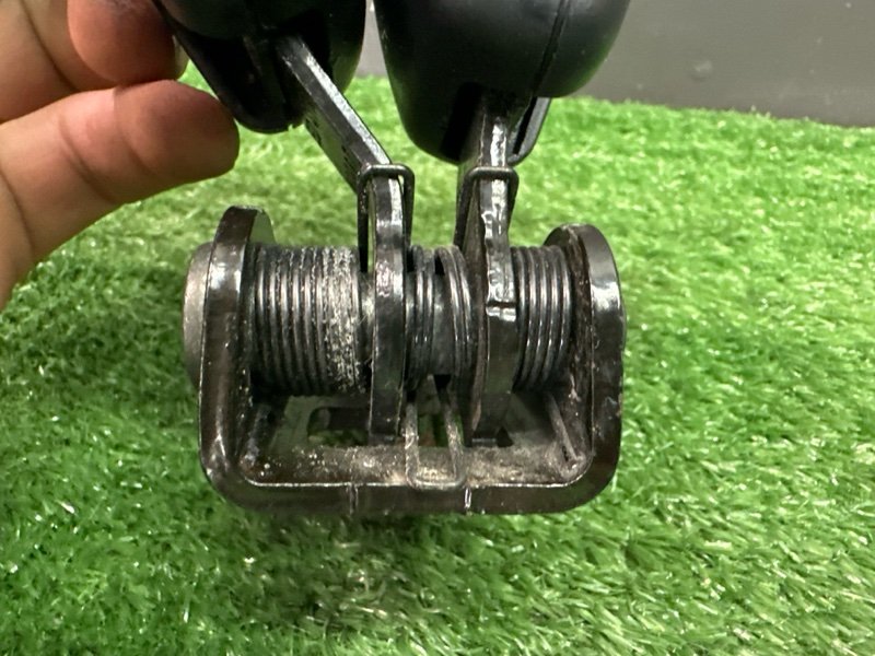 Замок ремня безопасности(двойной) Kia Ceed 1 2010 ED