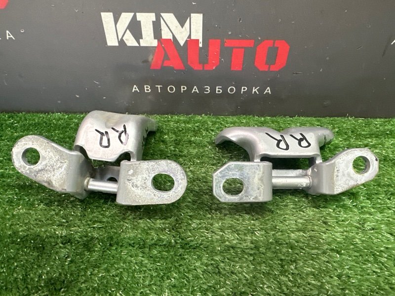 Петли двери Kia Ceed 1 2010 ED