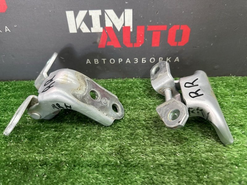 Петли двери Kia Ceed 1 2010 ED