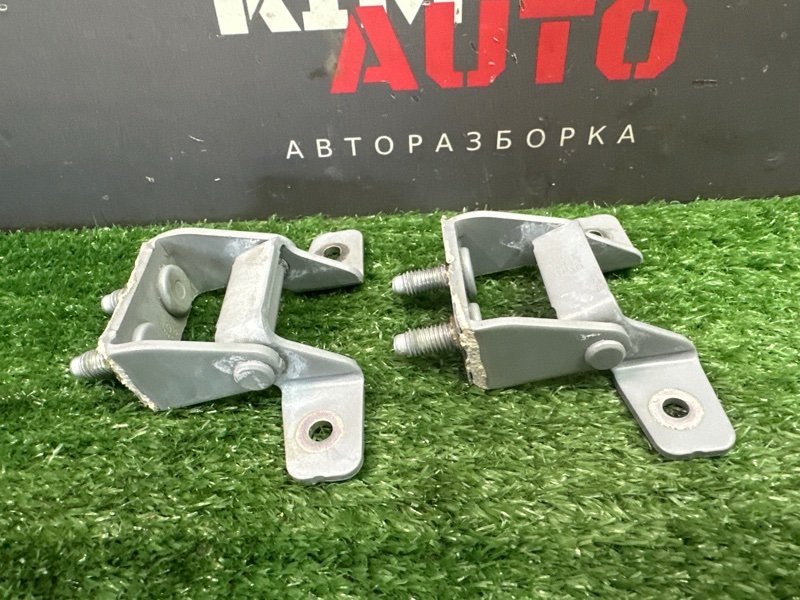 Петли крышки багажника Kia Ceed 1 2010 ED