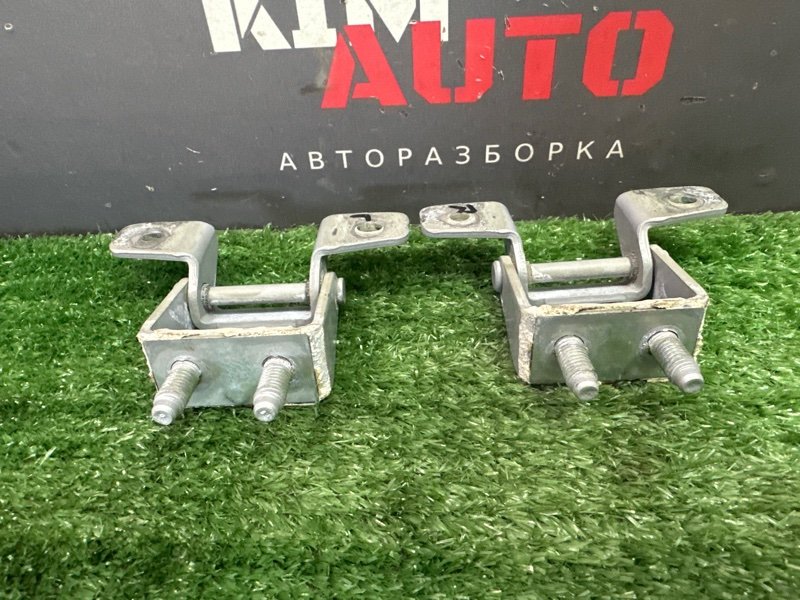 Петли крышки багажника Kia Ceed 1 2010 ED